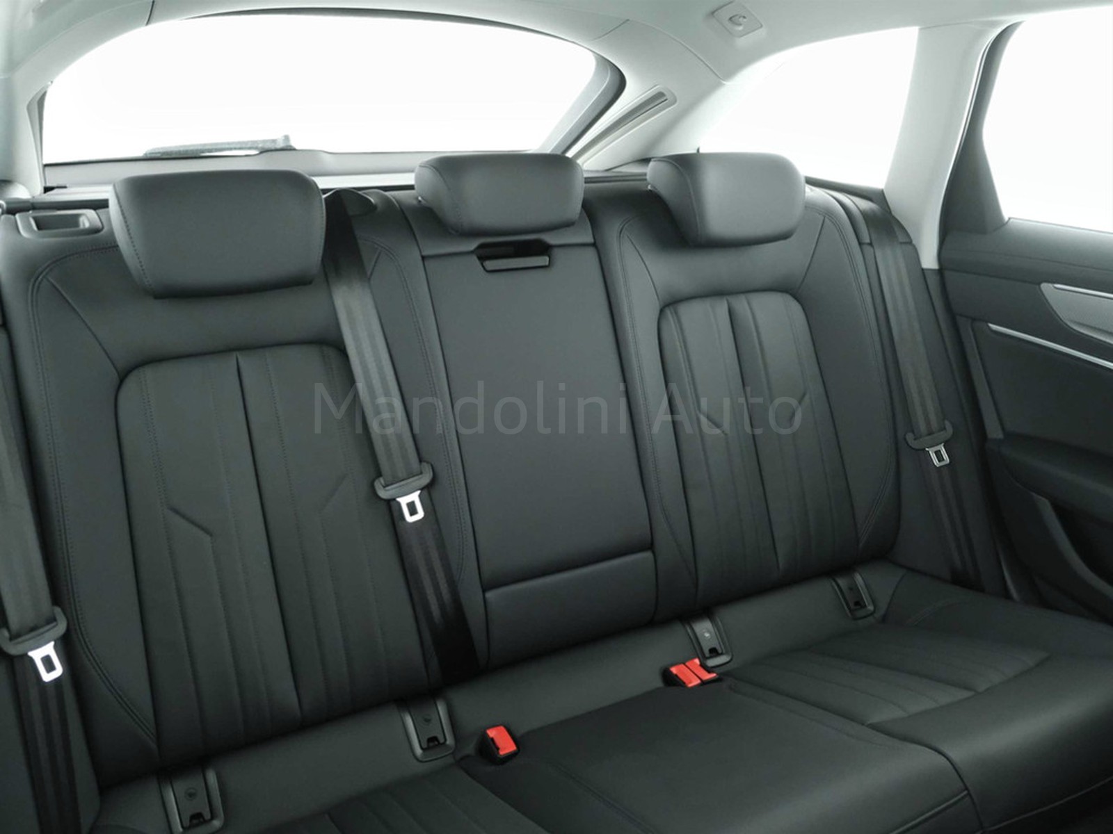 35 - Audi A6 avant 35 2.0 tdi mhev business design s tronic