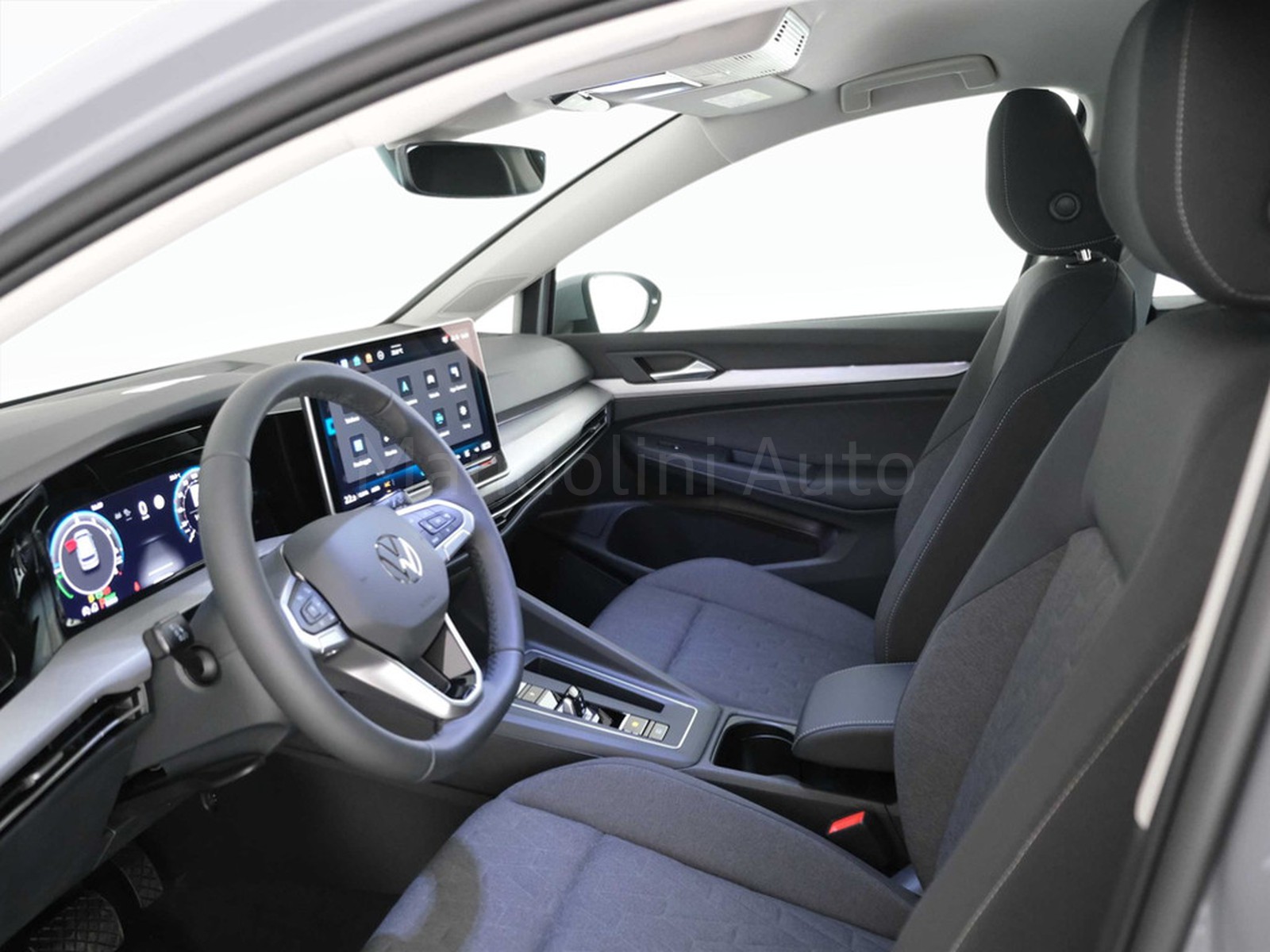 34 - Volkswagen Golf 1.5 tsi ehybrid 204cv edition plus dsg