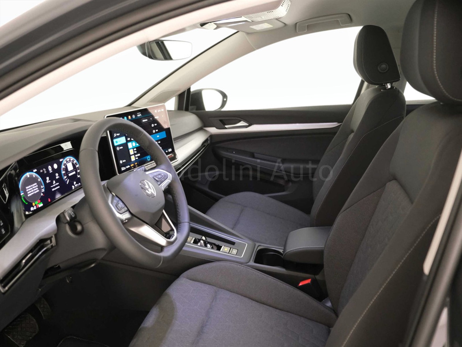 34 - Volkswagen Golf 1.5 tsi ehybrid 204cv edition plus dsg