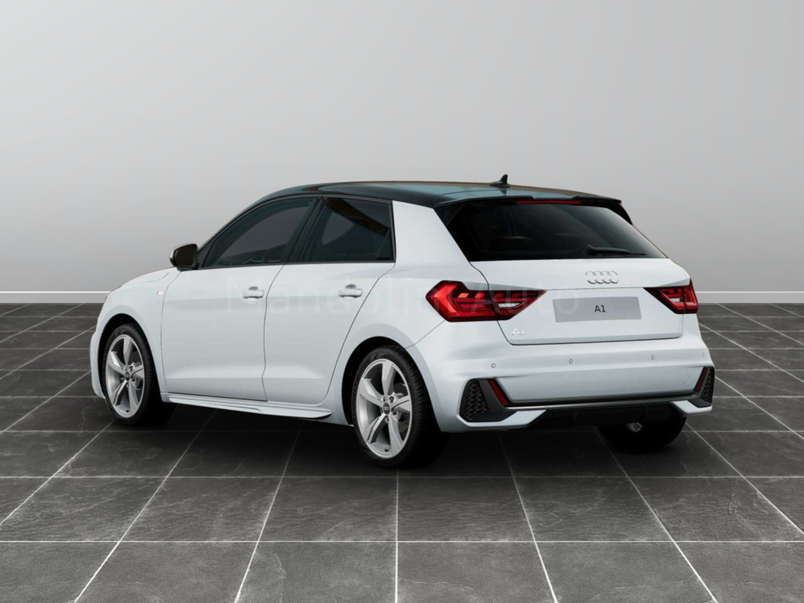 4 - Audi A1 sportback 35 1.5 tfsi s line edition s tronic