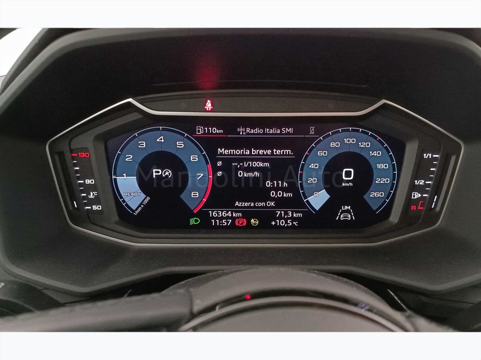 18 - Audi A1 sportback 30 1.0 tfsi 110cv admired s tronic