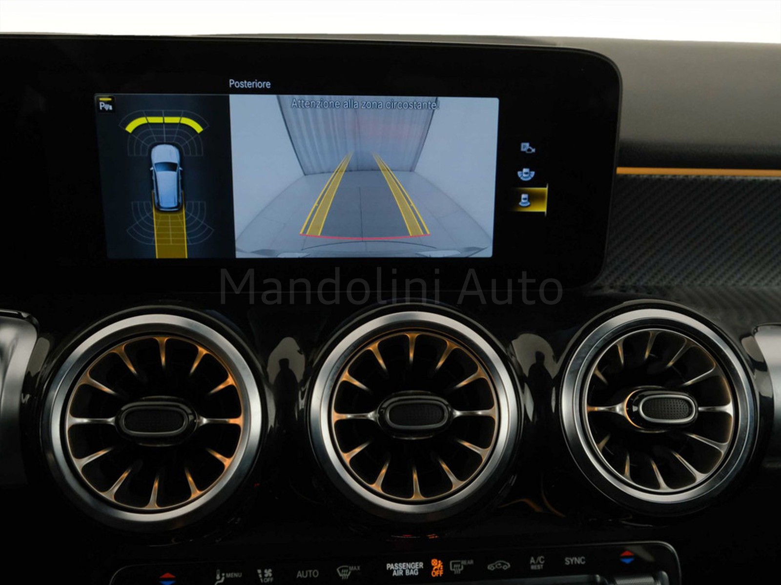 20 - Mercedes GLB 200 d premium 4matic 8g-dct