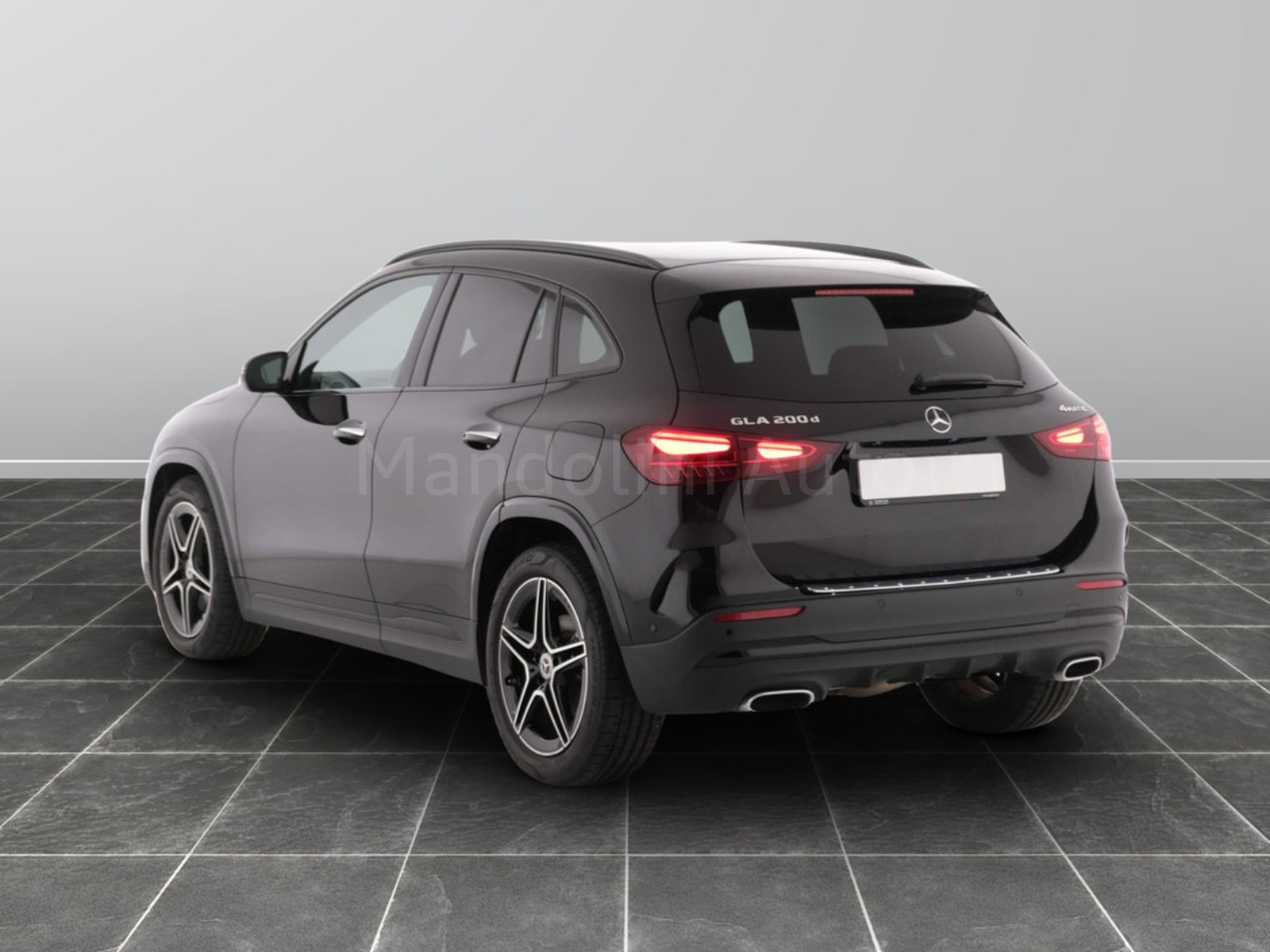 2 - Mercedes GLA 200 d amg line advanced plus 4matic 8g-dct