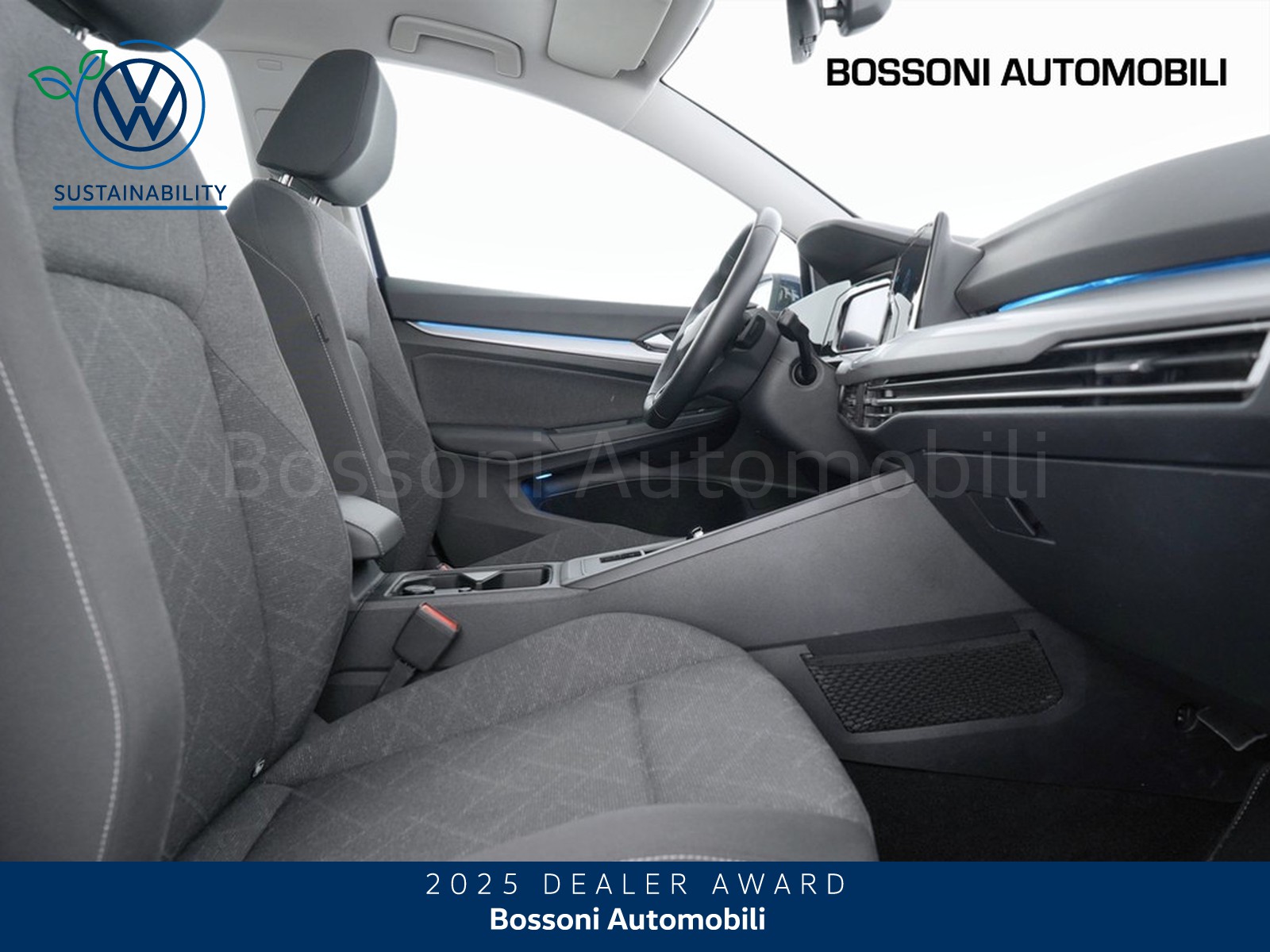 8 - Volkswagen Golf 1.0 etsi evo 110cv life dsg