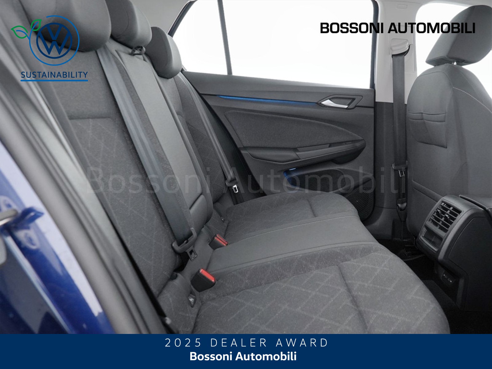 9 - Volkswagen Golf 1.0 etsi evo 110cv life dsg