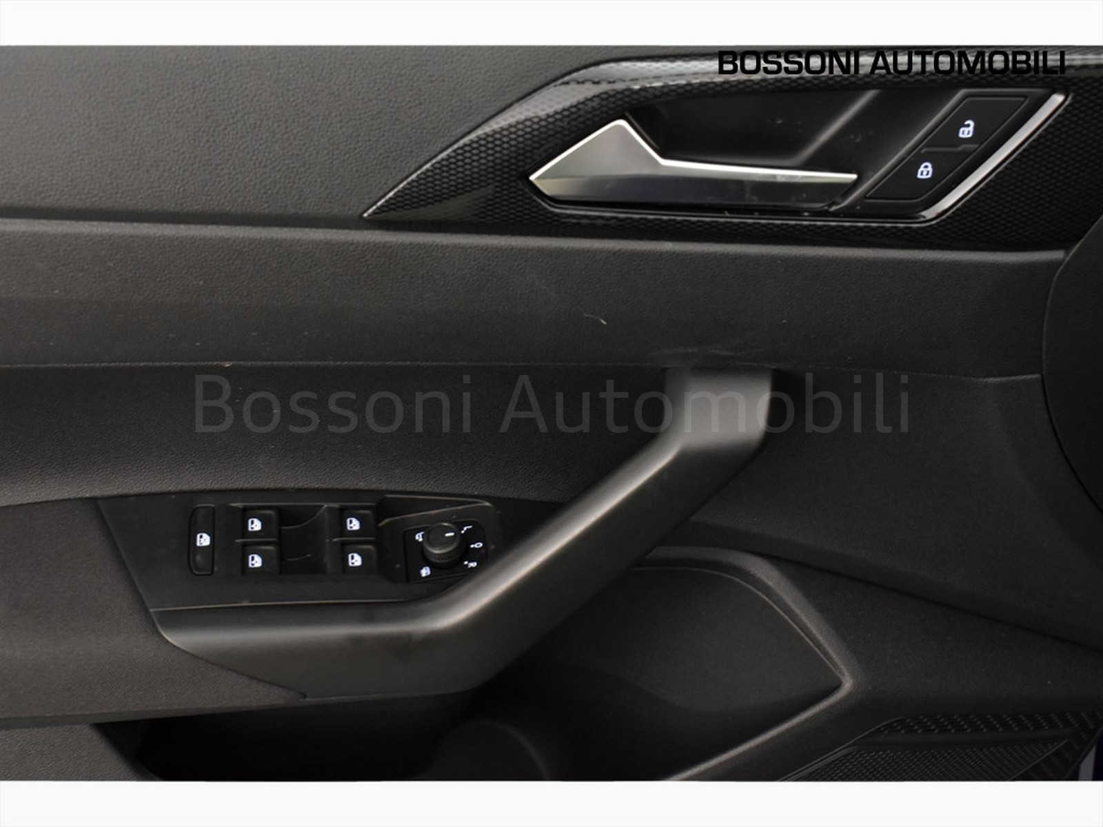 16 - Volkswagen Taigo 1.0 tsi 115cv edition plus