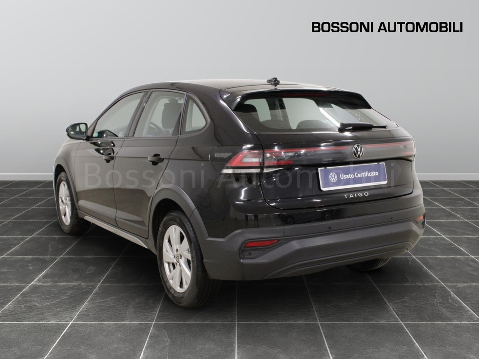 4 - Volkswagen Taigo 1.0 tsi 110cv life