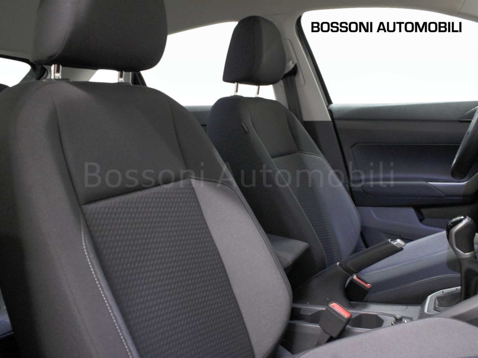 8 - Volkswagen Taigo 1.0 tsi 110cv life