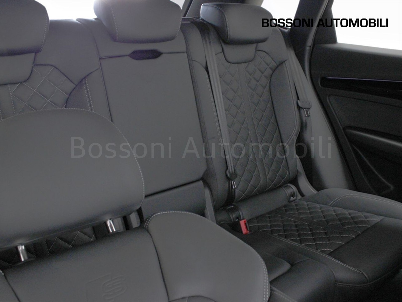 22 - Audi Q5 55 2.0 tfsi e s line plus quattro s tronic