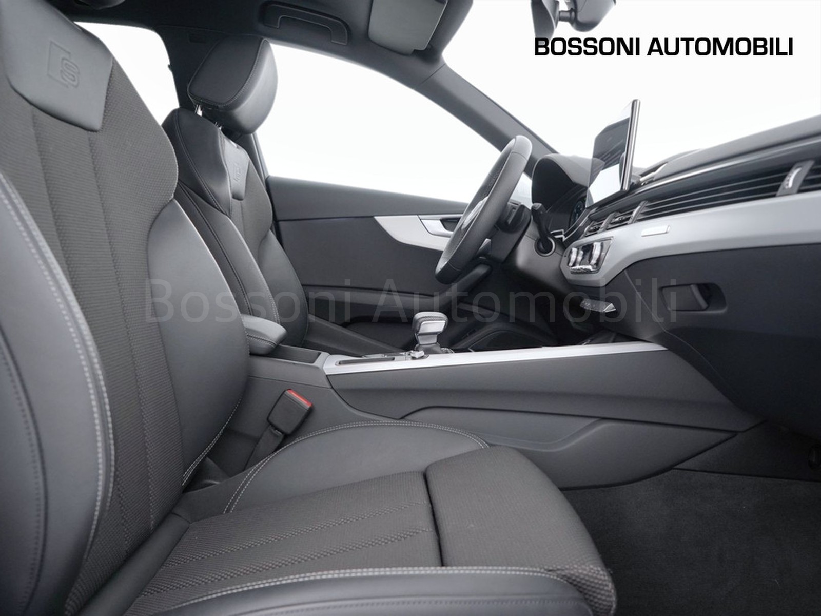 16 - Audi A4 avant 40 2.0 tdi mhev 204cv s line edition quattro s tronic