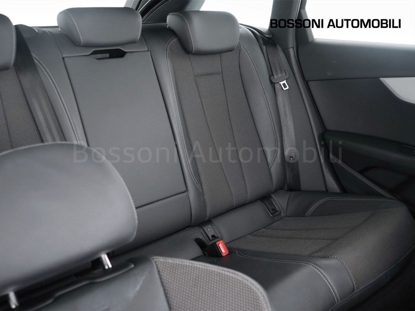 21 - Audi A4 avant 40 2.0 tdi mhev 204cv s line edition quattro s tronic