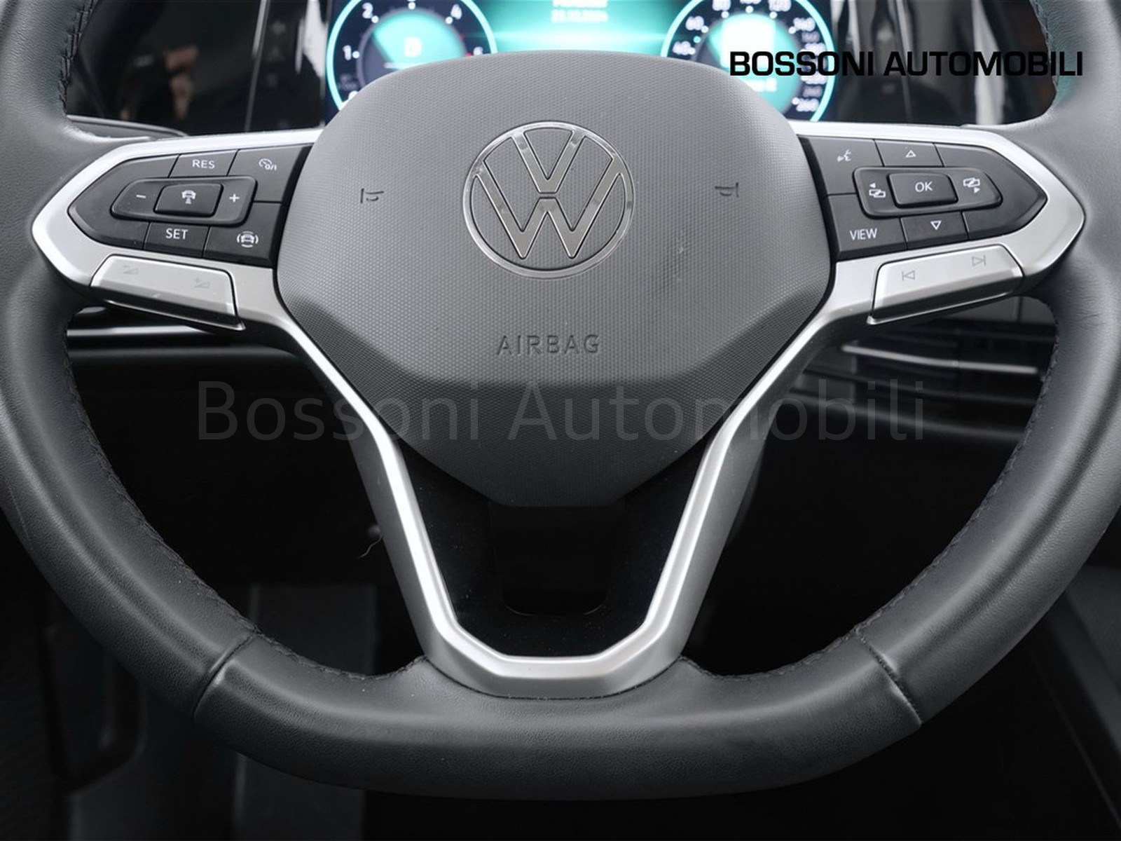 15 - Volkswagen Golf 2.0 tdi scr 115cv life dsg