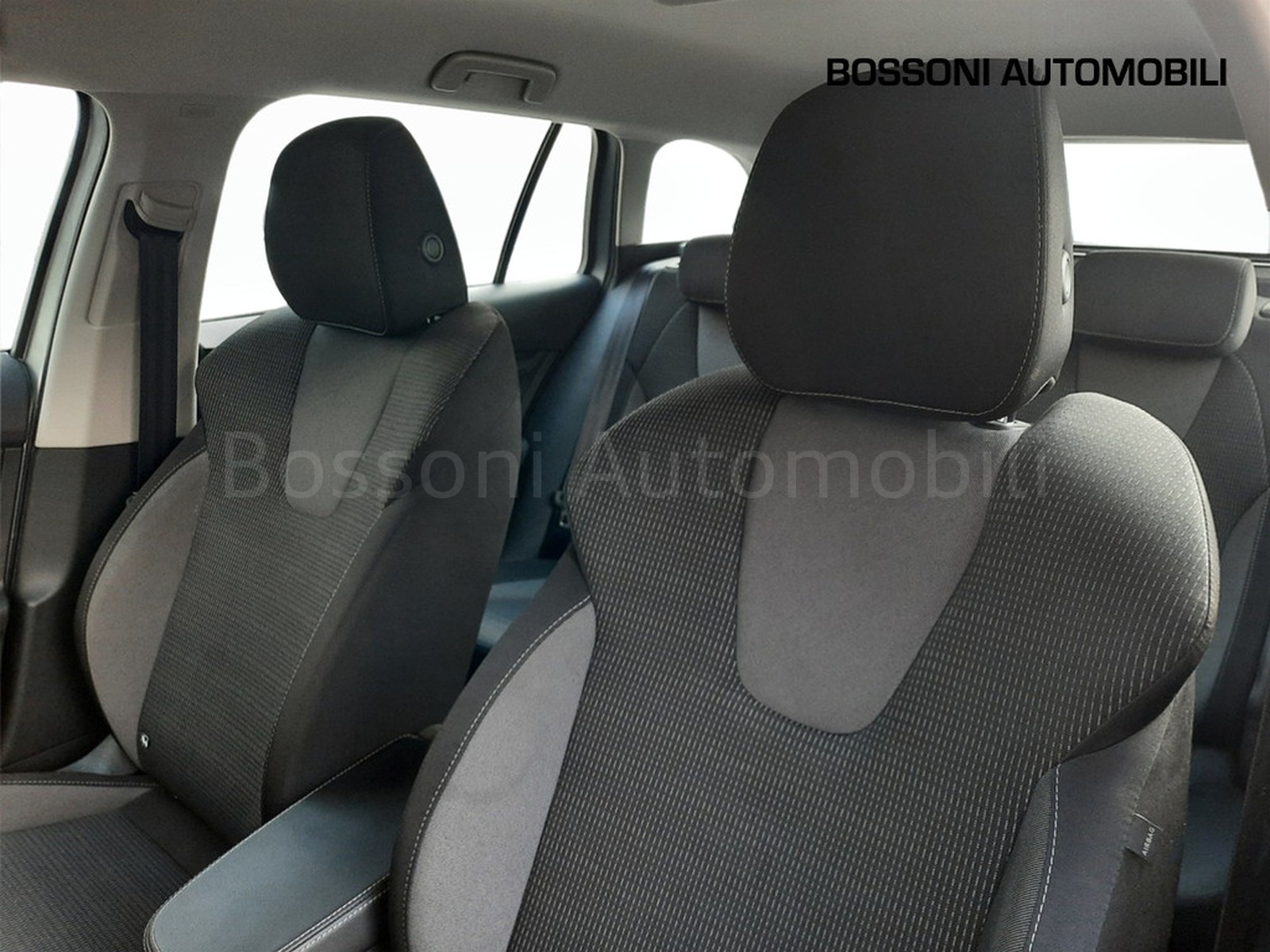 16 - Skoda Octavia wagon 2.0 tdi evo scr 150cv executive dsg