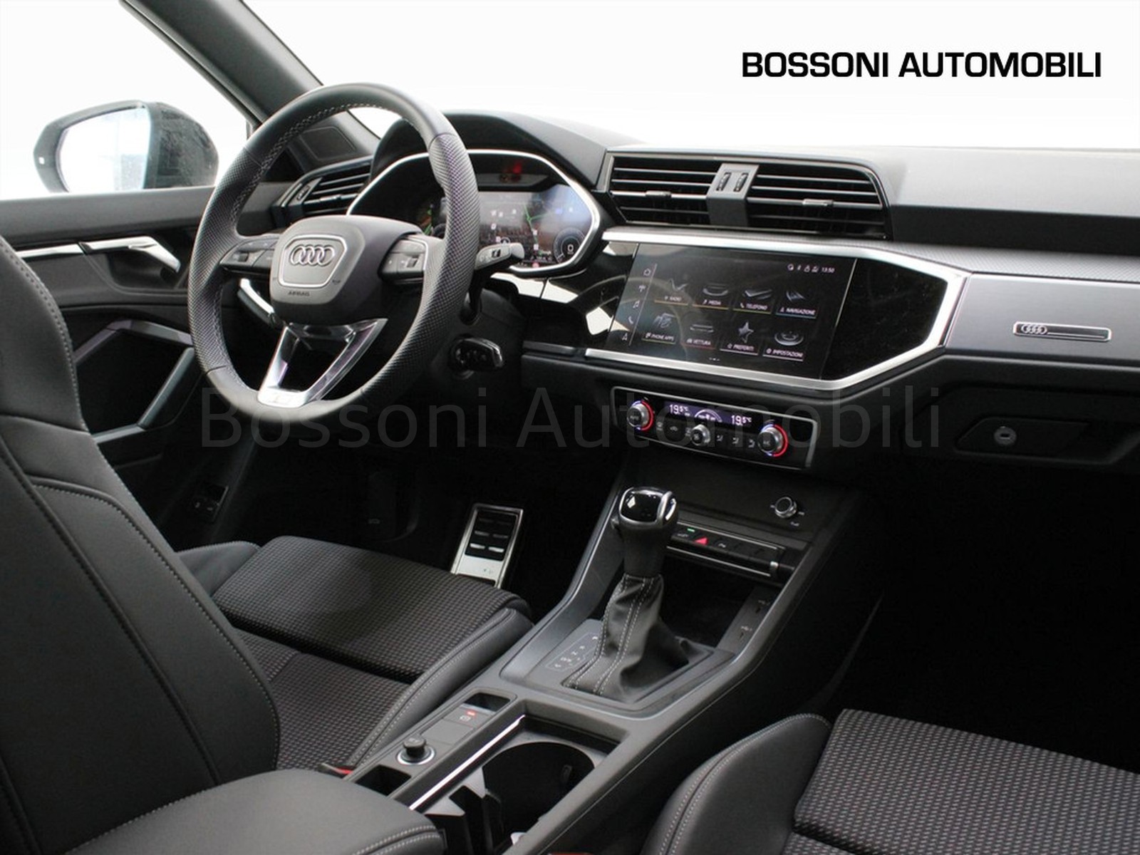 4 - Audi Q3 sportback 45 1.4 tfsi e identity black s tronic