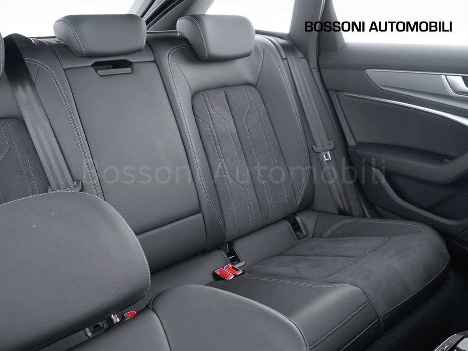 23 - Audi A6 avant 45 3.0 v6 tdi mhev 48v s line edition quattro ultra s tronic