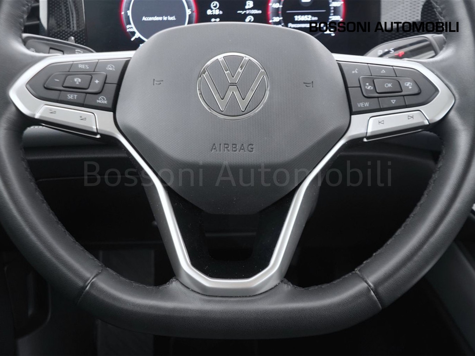 15 - Volkswagen Passat 2.0 tdi scr evo 150cv business dsg