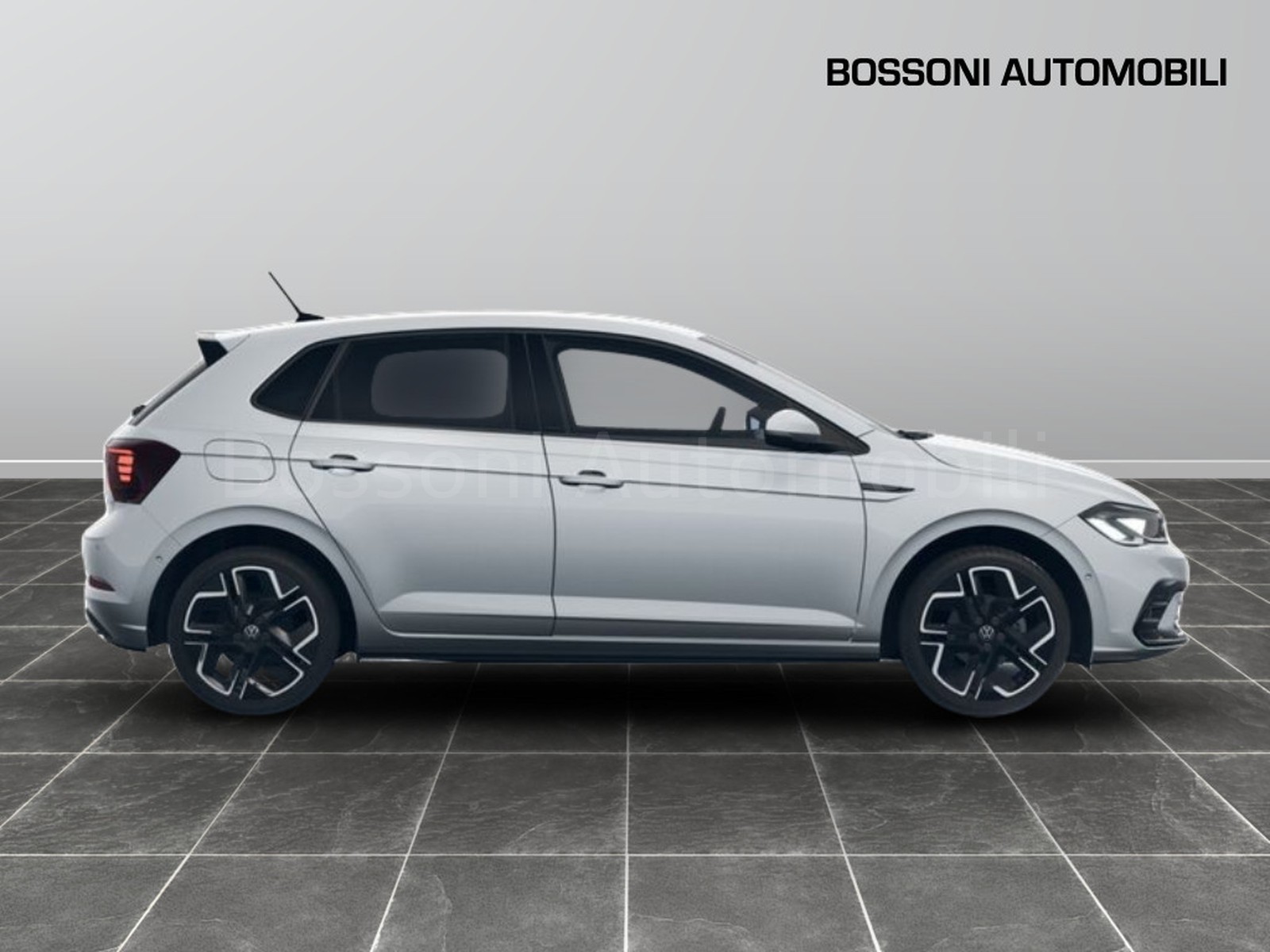 3 - Volkswagen Polo 1.0 tsi 95cv r-line plus dsg