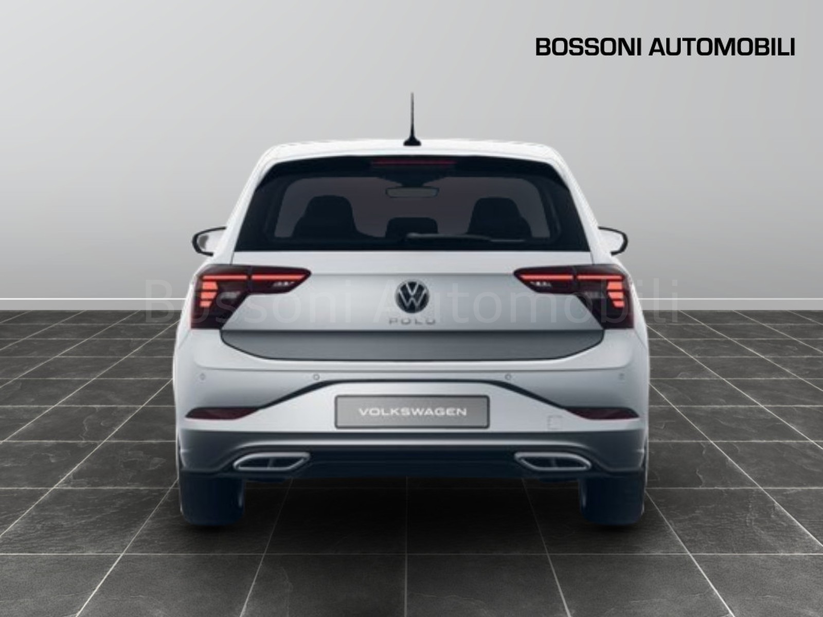 6 - Volkswagen Polo 1.0 tsi 95cv r-line plus dsg