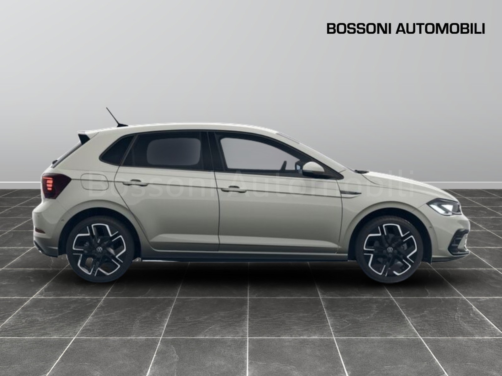 3 - Volkswagen Polo 1.0 tsi 115cv r-line plus dsg