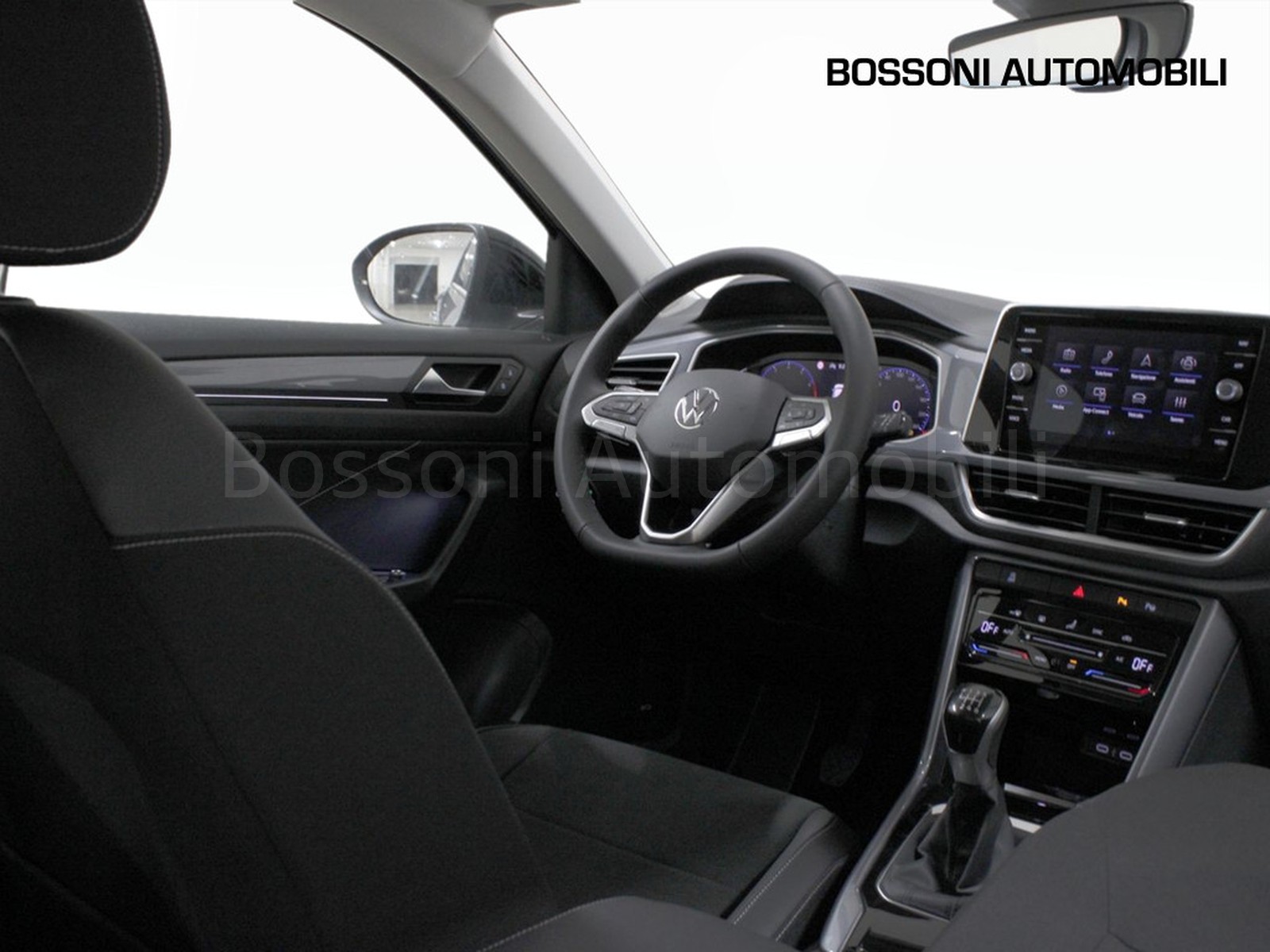 6 - Volkswagen T-Roc 1.5 tsi act style