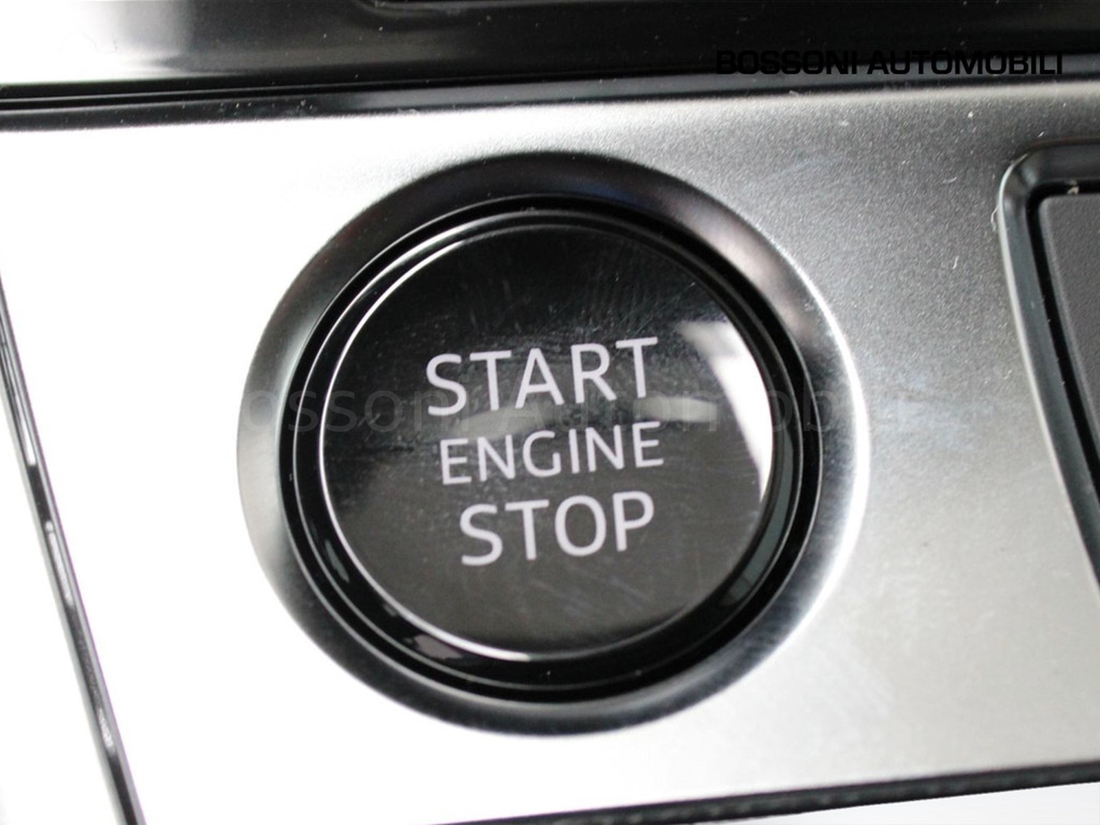 24 - Audi A6 avant 40 2.0 tdi mhev 12v business advanced quattro ultra s tronic