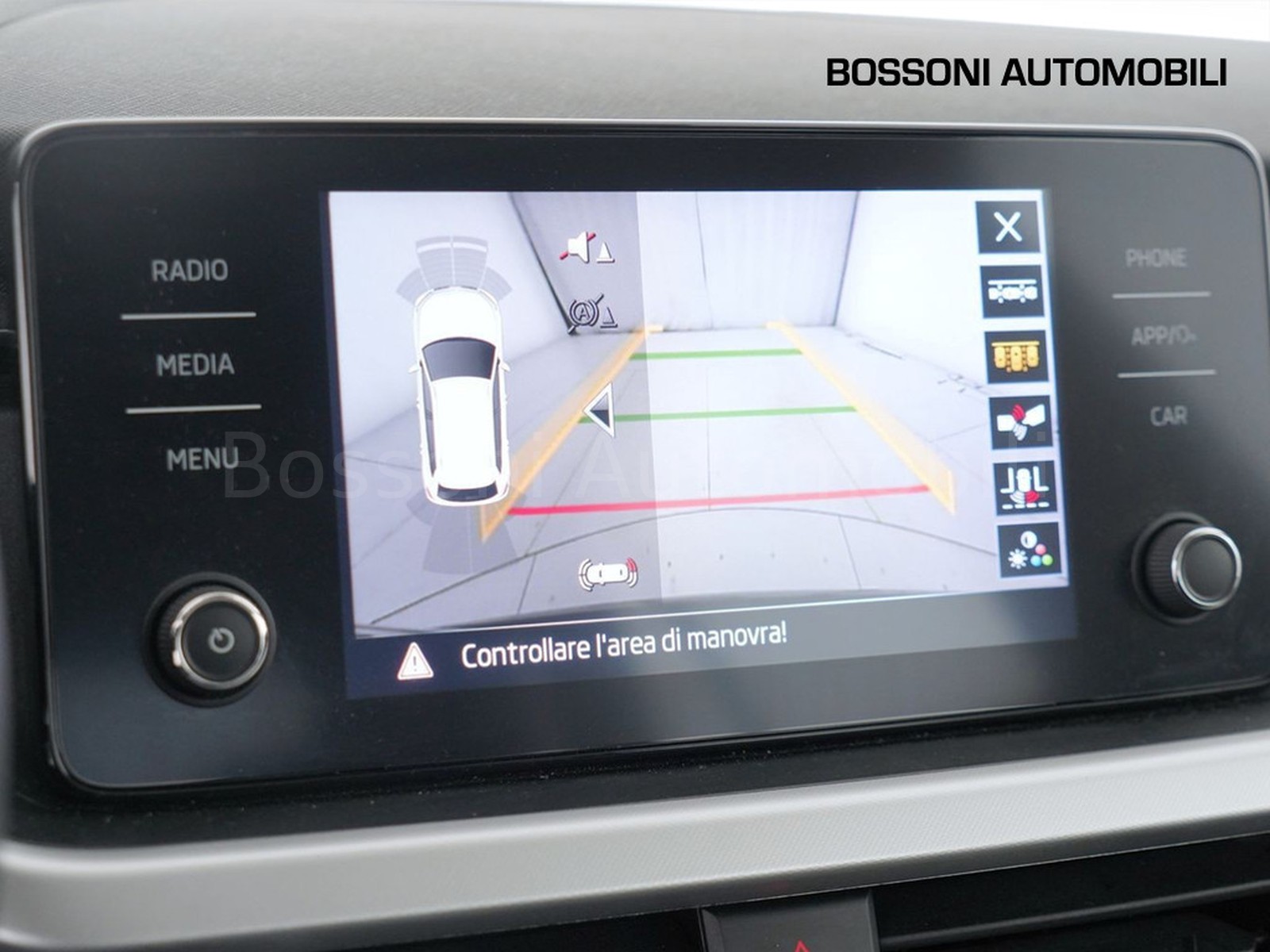 30 - Skoda Kamiq 1.0 tsi 95cv ambition