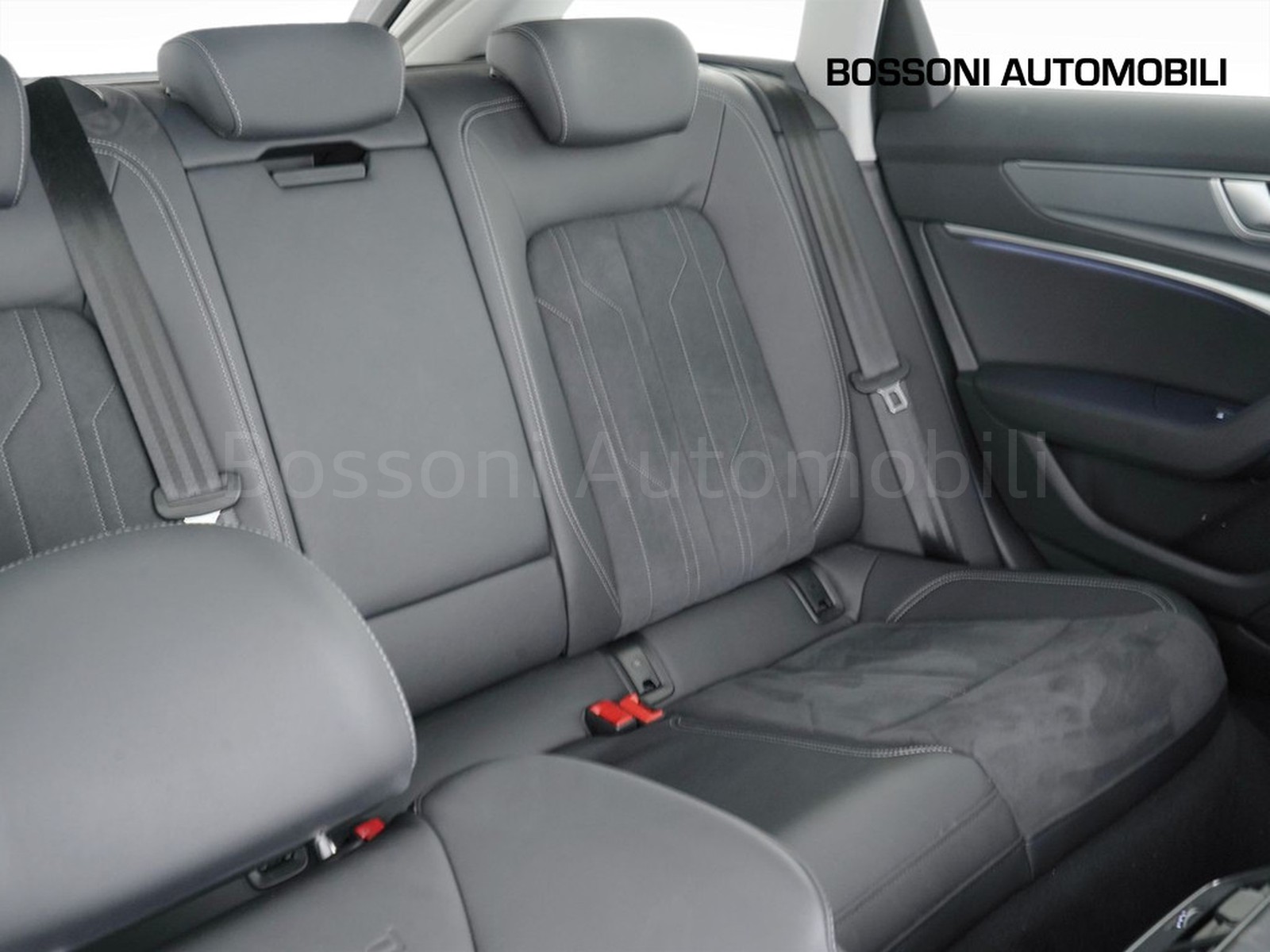 23 - Audi A6 allroad allroad 40 2.0 tdi mhev 12v 204cv business advanced quattro ultra s tronic