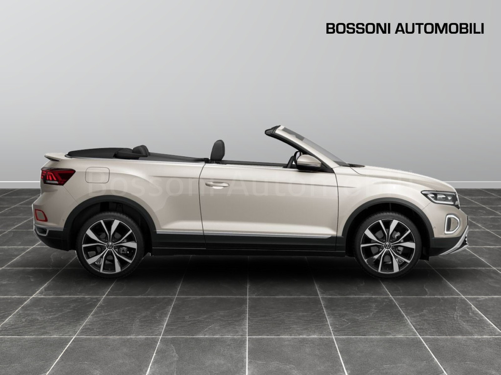 6 - Volkswagen T-Roc cabriolet 1.5 tsi act style dsg