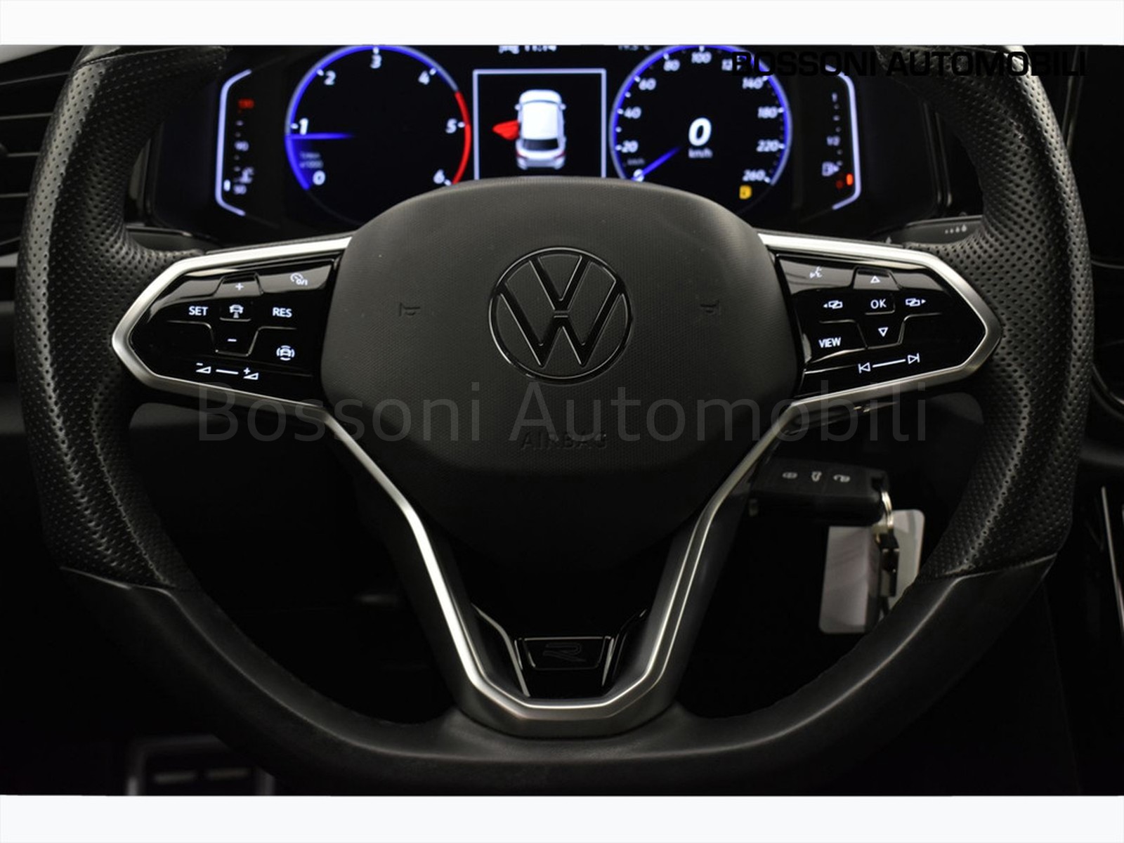 15 - Volkswagen T-Roc 2.0 tdi scr 115cv r line