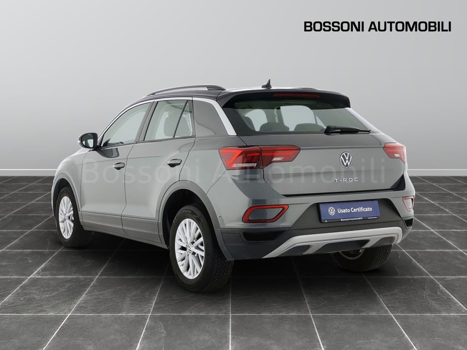 4 - Volkswagen T-Roc 2.0 tdi scr 115cv life