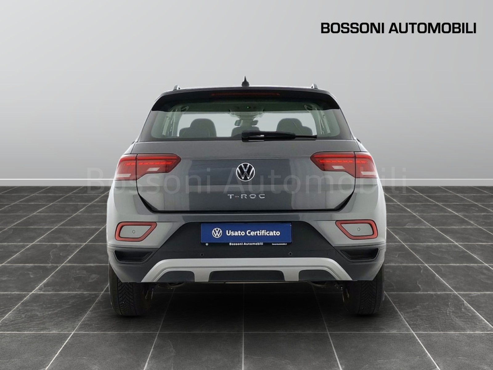 5 - Volkswagen T-Roc 2.0 tdi scr 115cv life