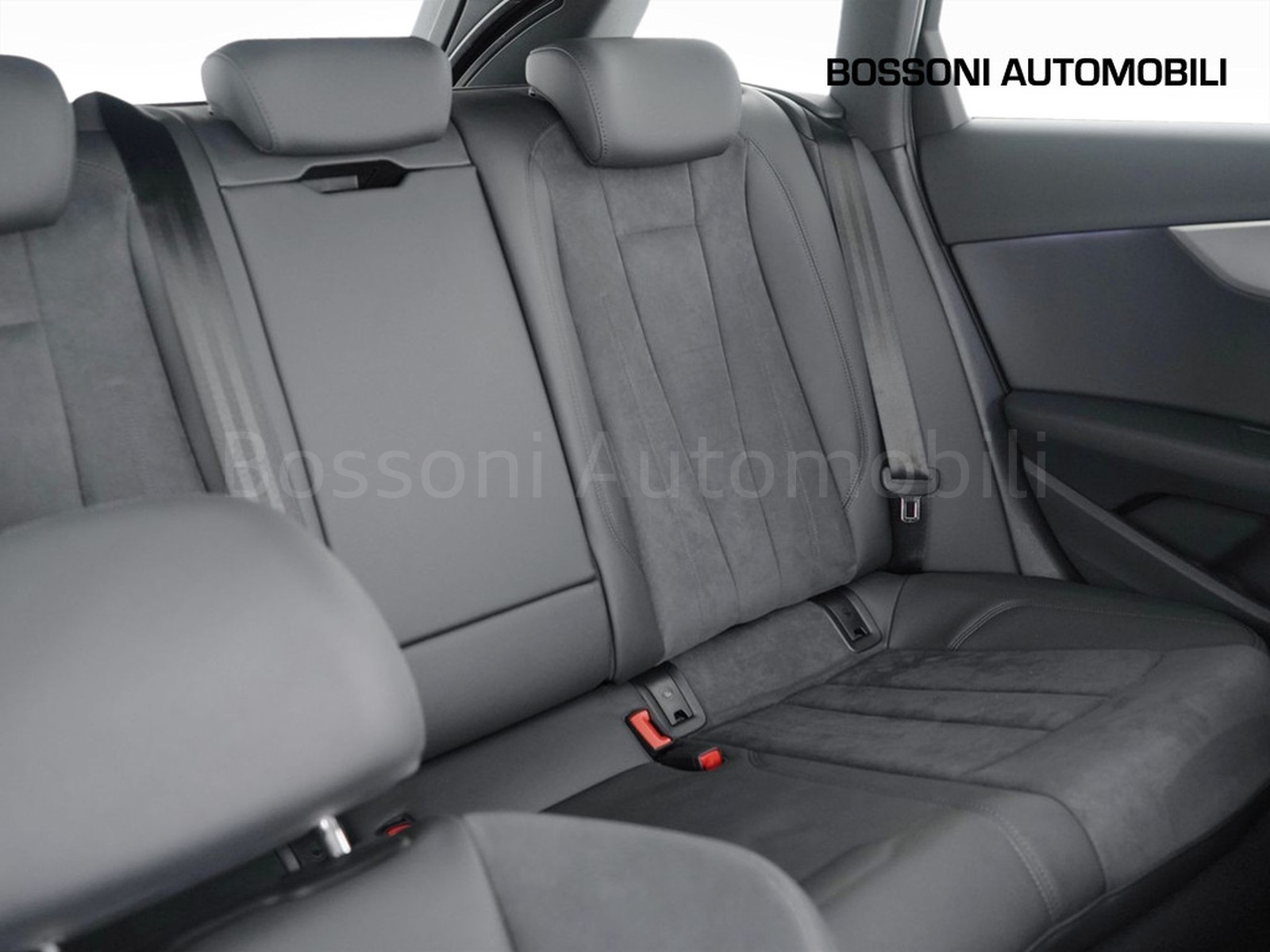 23 - Audi A4 allroad allroad 40 2.0 tdi mhev 204cv identity contrast quattro s tronic