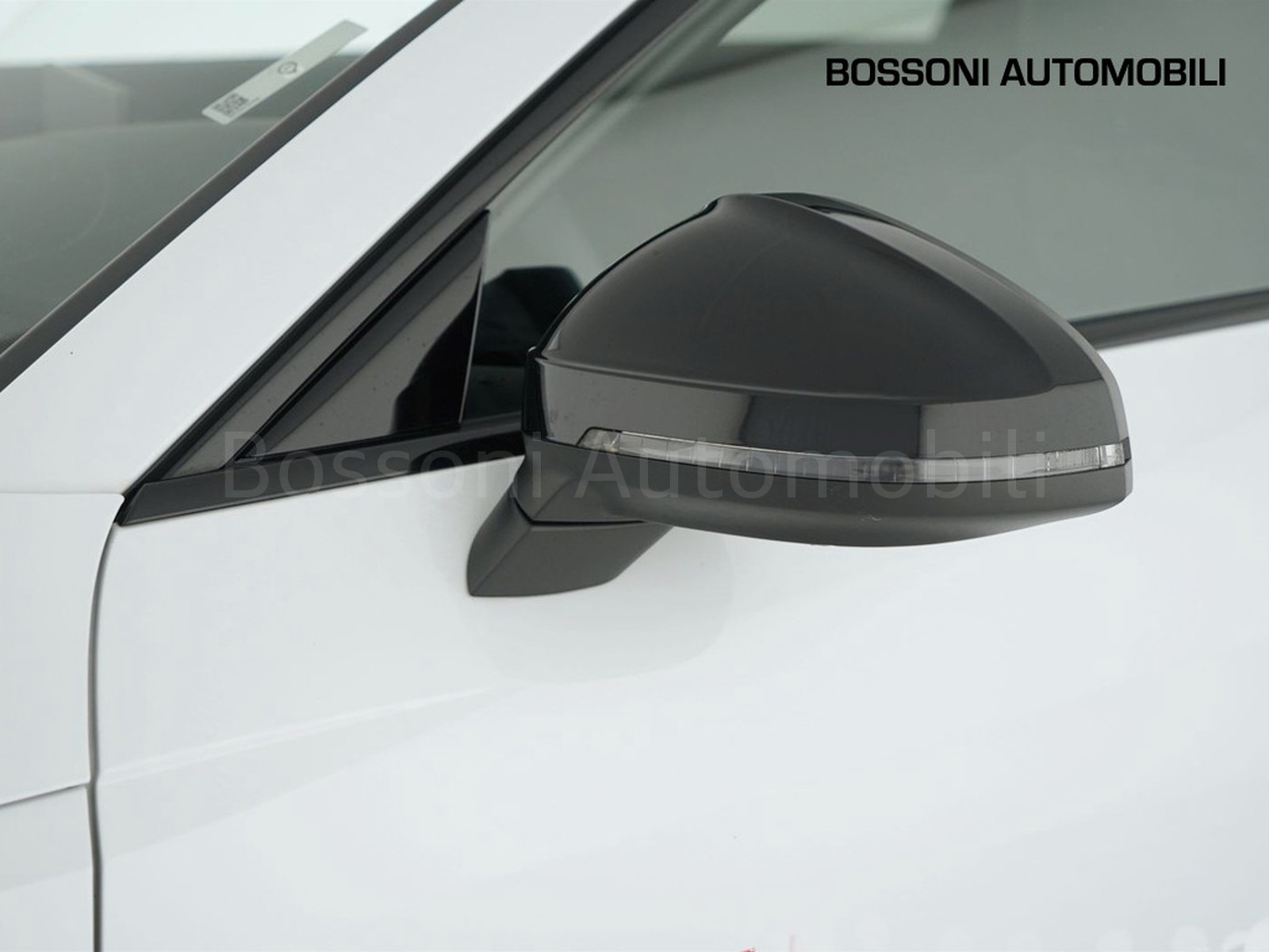 42 - Audi A4 allroad allroad 40 2.0 tdi mhev 204cv identity contrast quattro s tronic