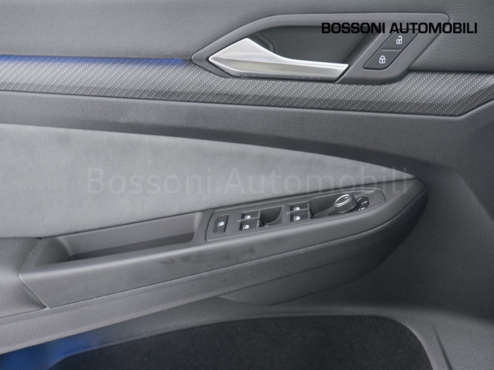 17 - Volkswagen Golf 1.5 tsi evo act 150cv r-line