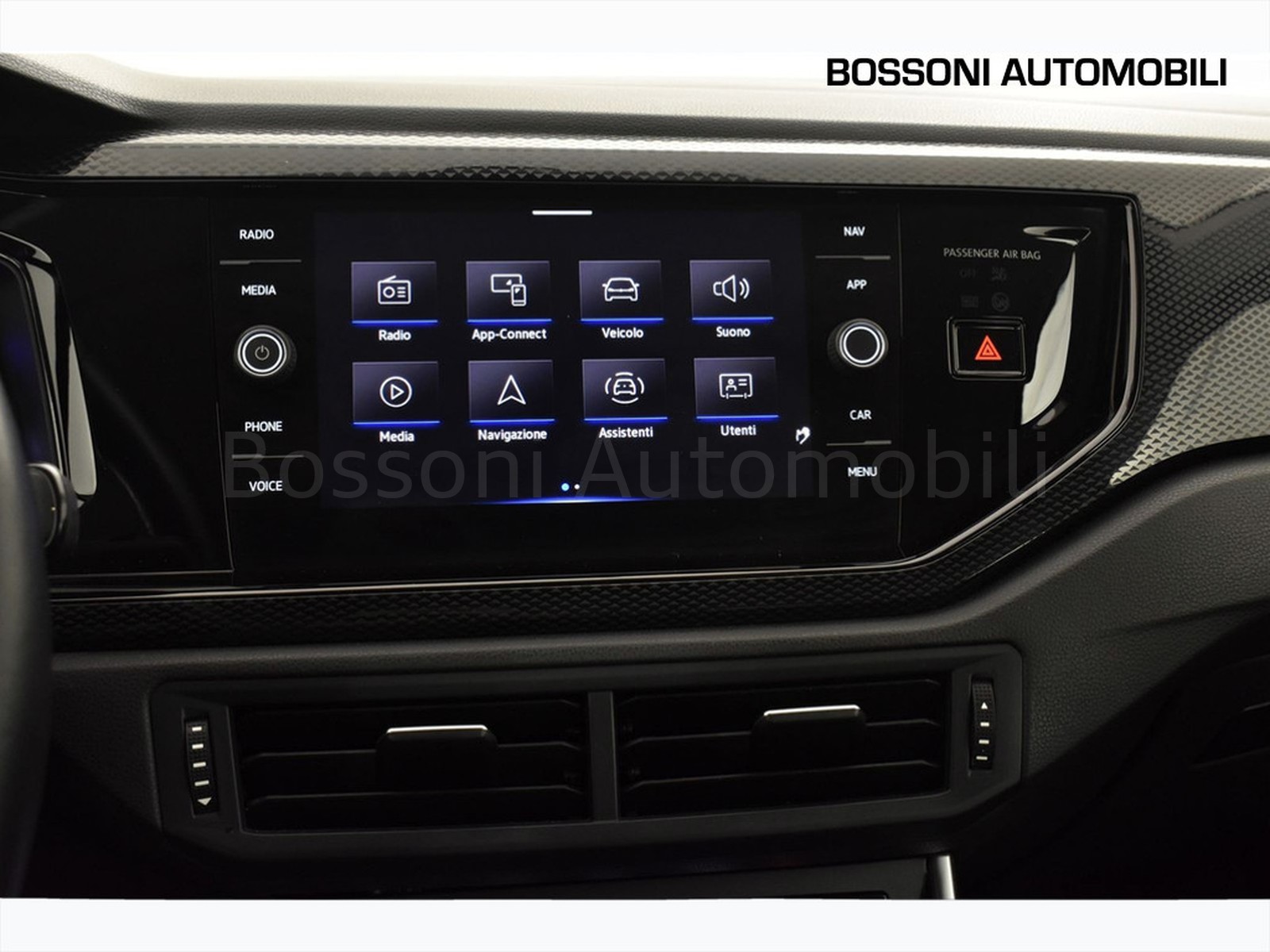 22 - Volkswagen Polo 1.0 tsi 95cv life