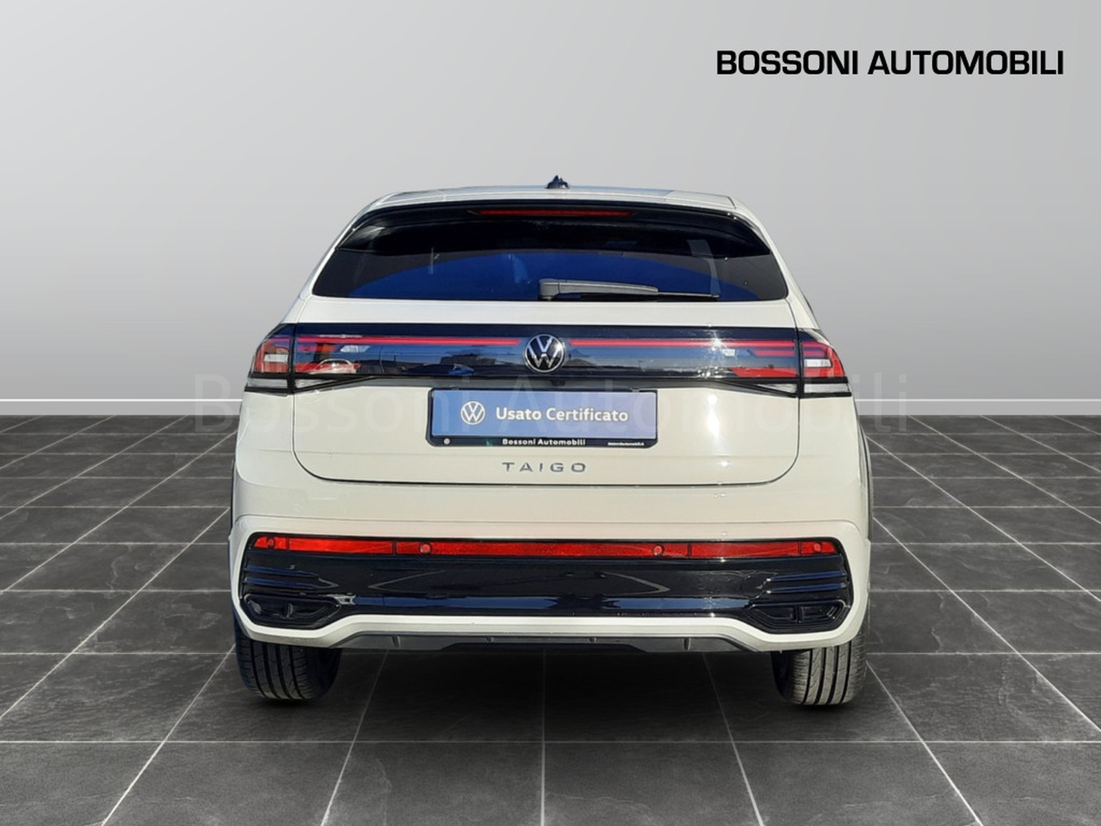 5 - Volkswagen Taigo 1.0 tsi 115cv r-line plus