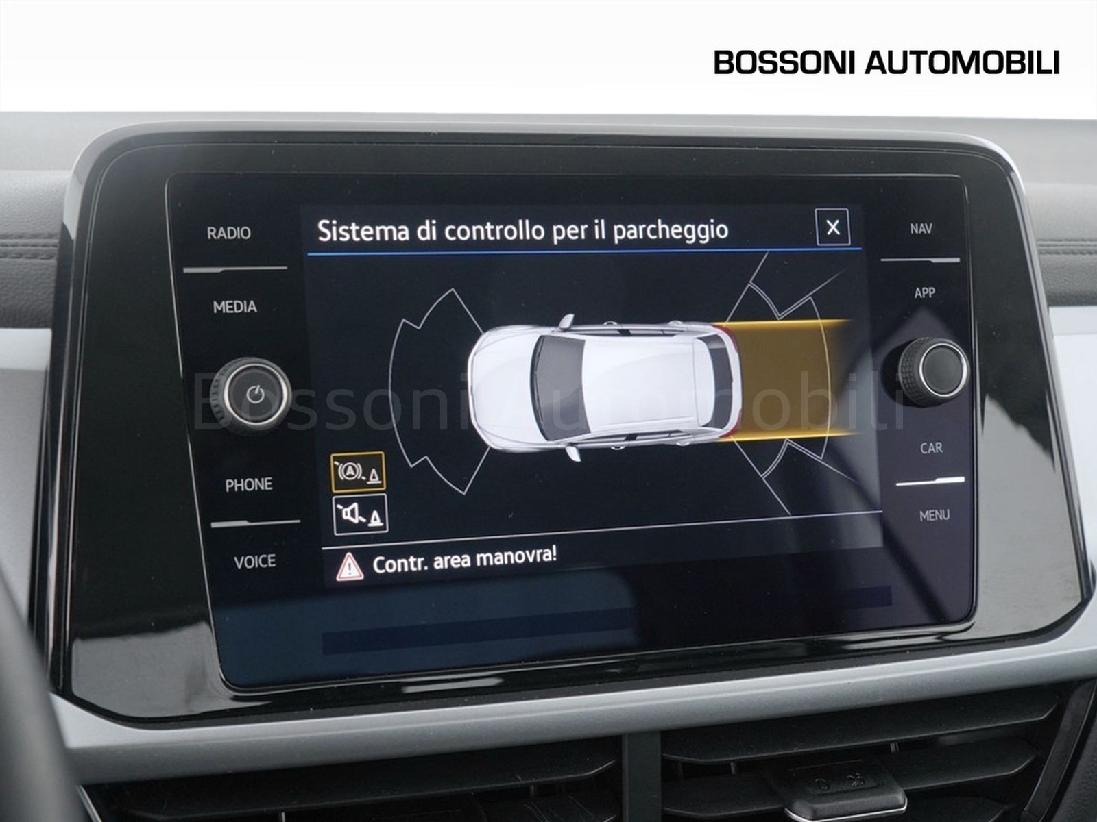 29 - Volkswagen T-Roc 2.0 tdi scr 115cv life