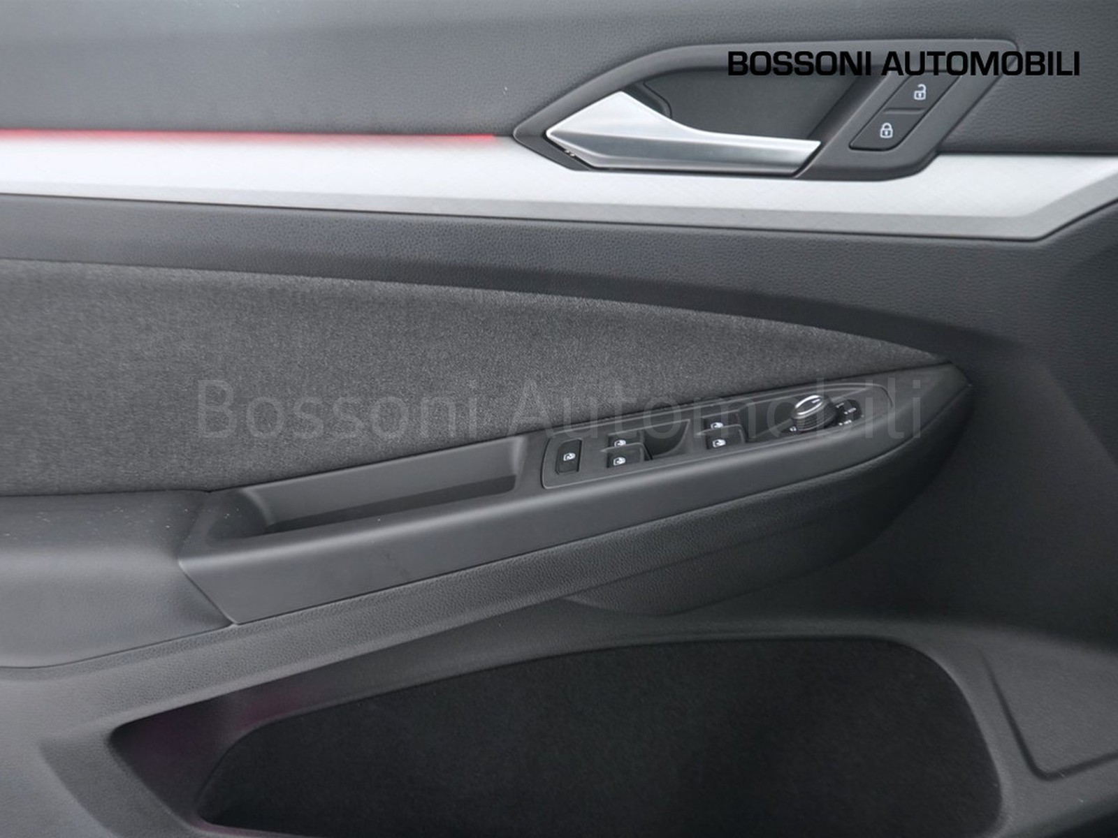 17 - Volkswagen Golf 2.0 tdi scr 115cv life