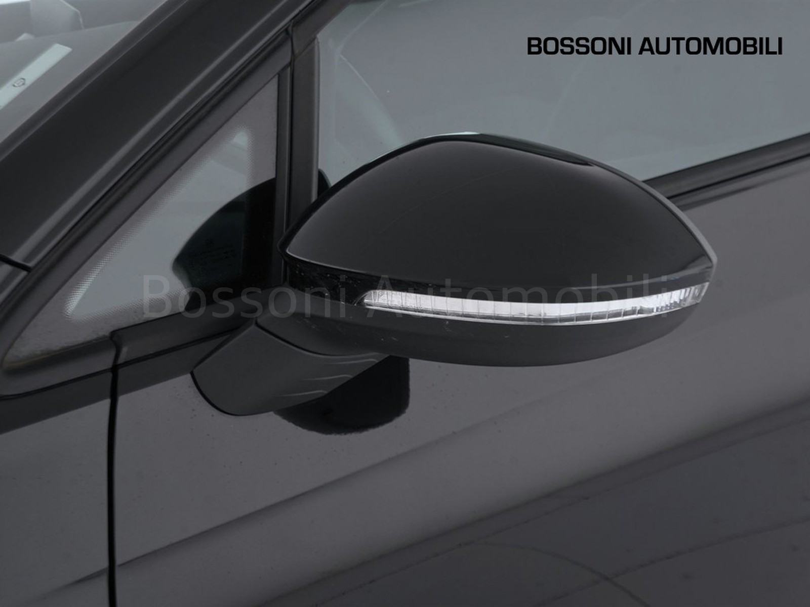 34 - Volkswagen Golf 2.0 tdi scr 115cv life