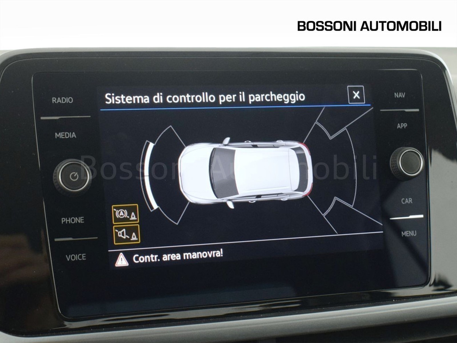 29 - Volkswagen T-Roc 1.5 tsi act life dsg