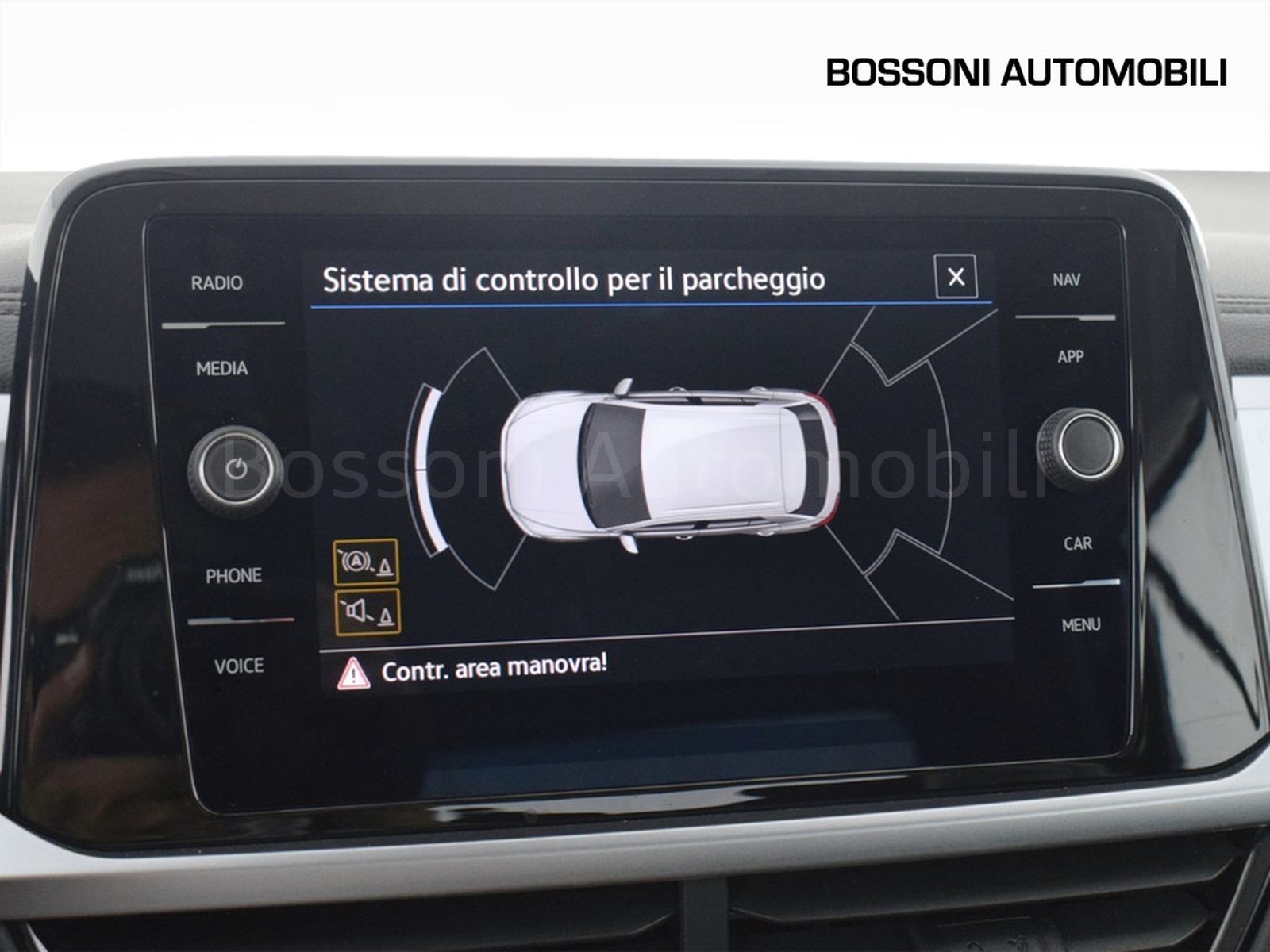 29 - Volkswagen T-Roc 2.0 tdi scr 115cv life