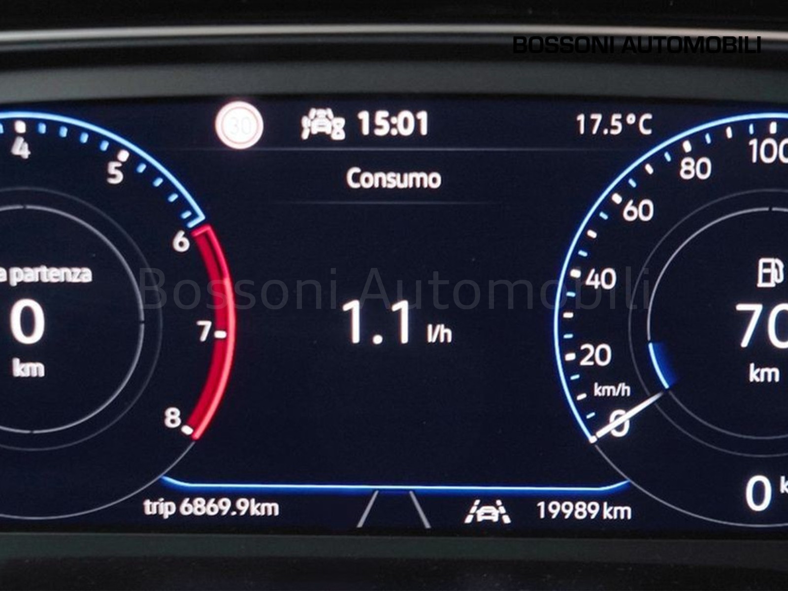 33 - Volkswagen Taigo 1.0 tsi 115cv r-line