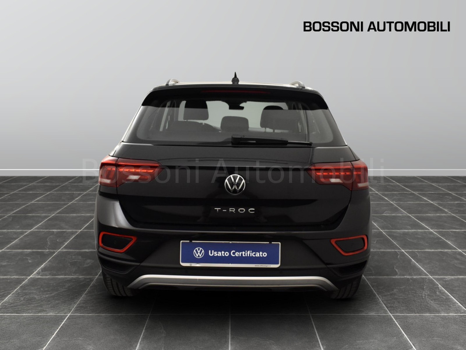 5 - Volkswagen T-Roc 1.5 tsi act life dsg