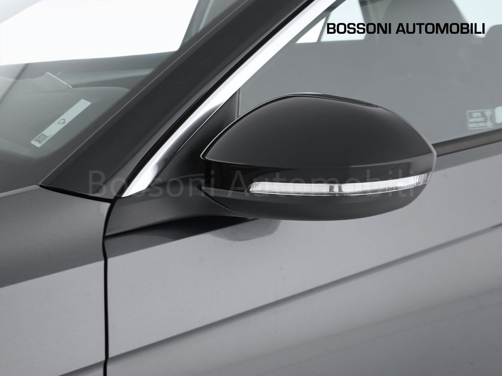 36 - Volkswagen T-Roc 2.0 tdi scr 150cv life dsg