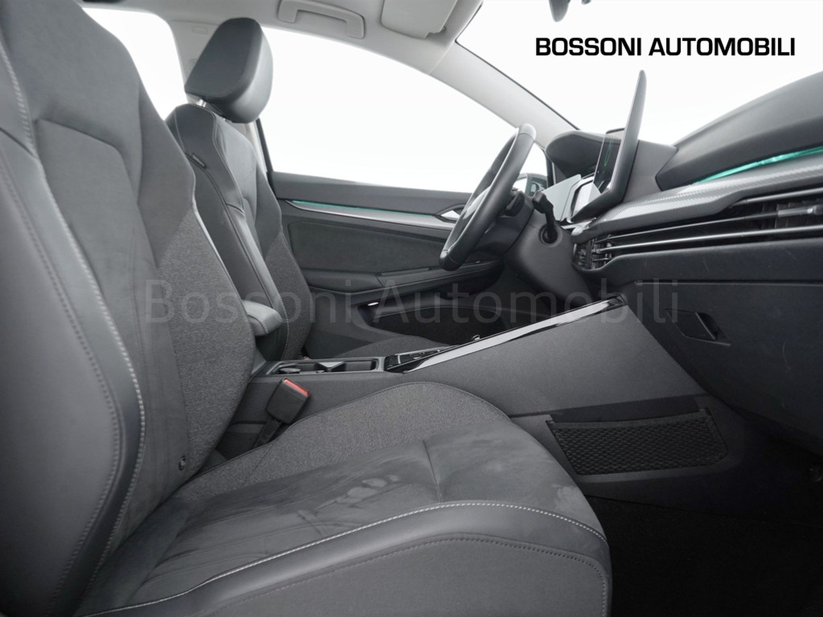 8 - Volkswagen Golf 2.0 tdi scr 150cv style dsg