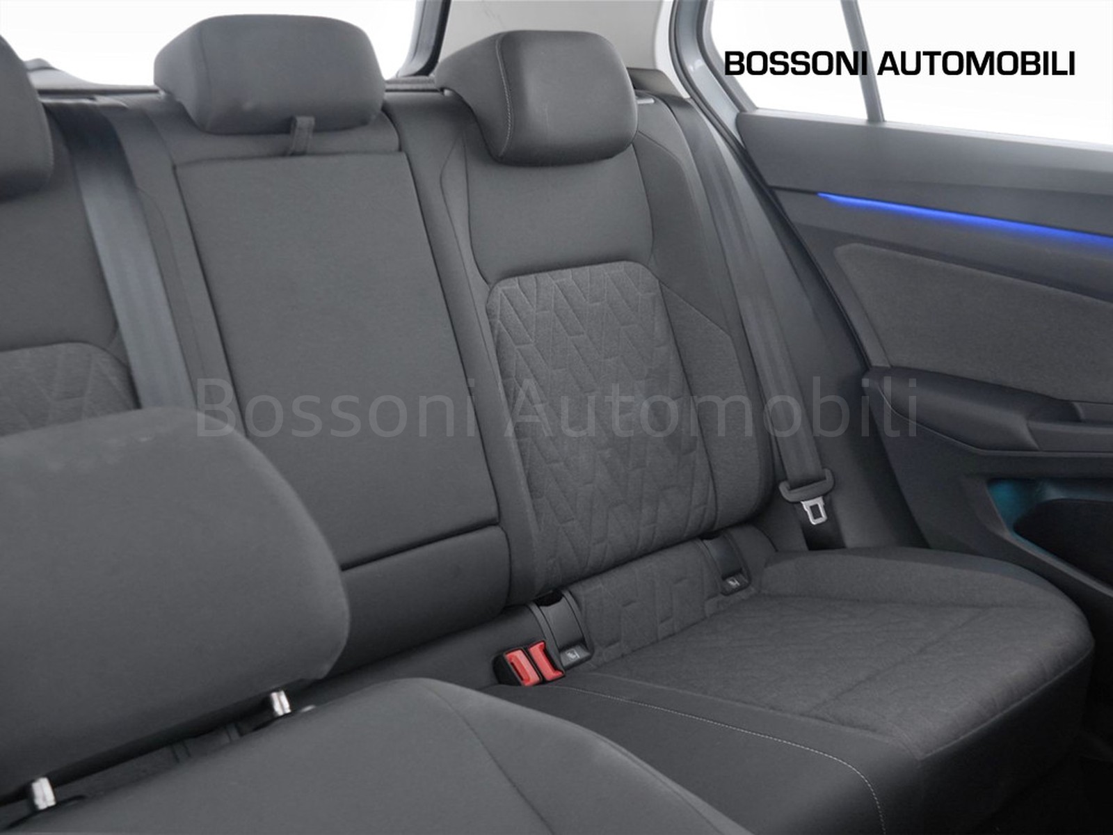 21 - Volkswagen Golf 2.0 tdi scr 115cv life