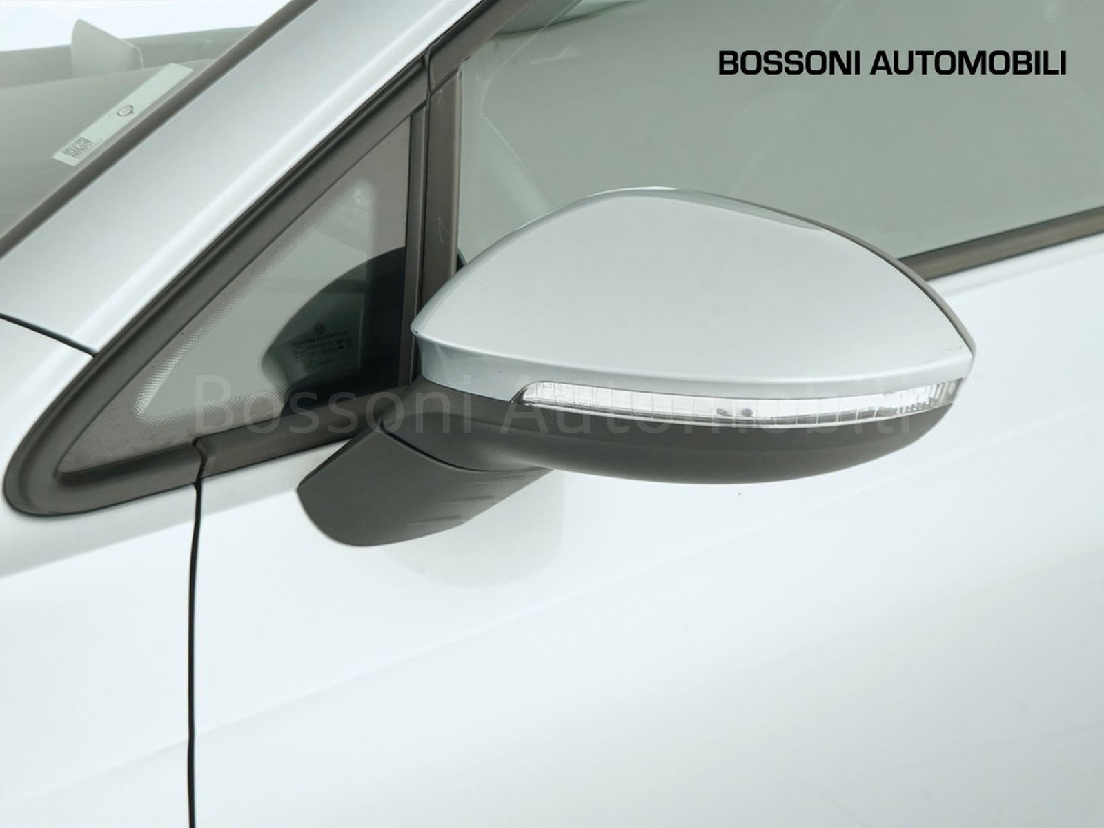 34 - Volkswagen Golf 2.0 tdi scr 115cv life