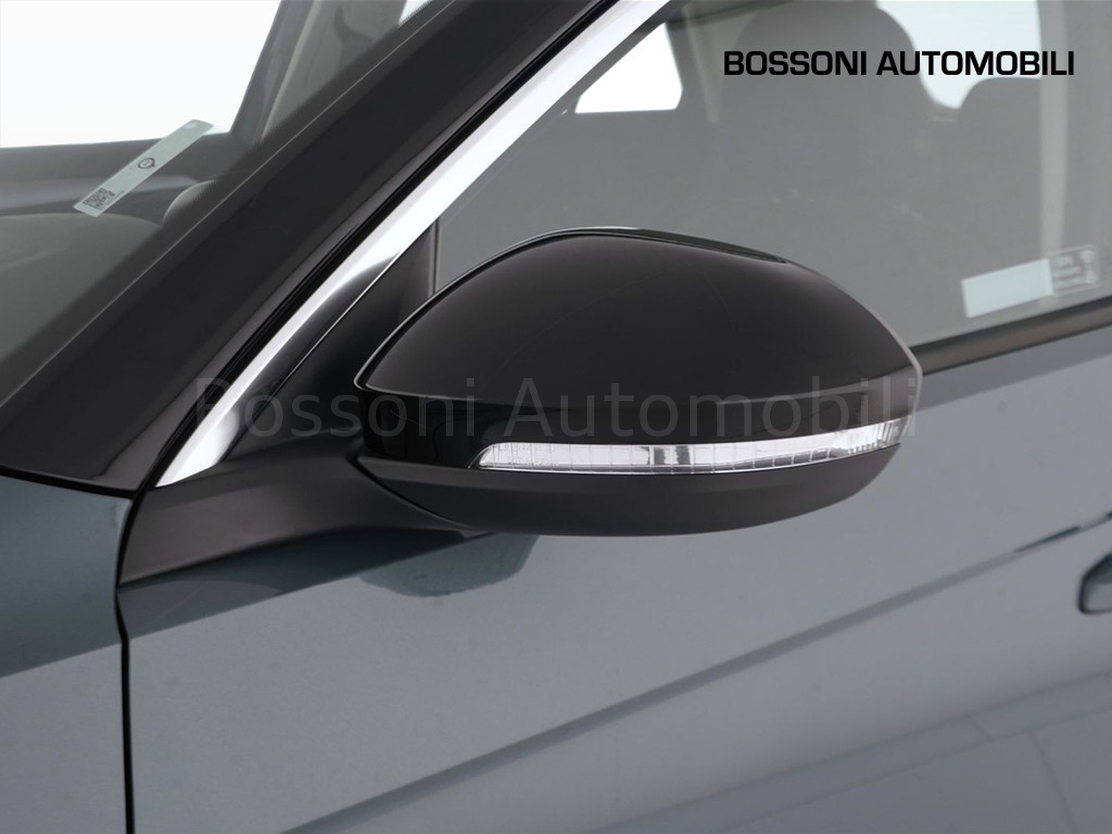 36 - Volkswagen T-Roc 1.5 tsi act life dsg