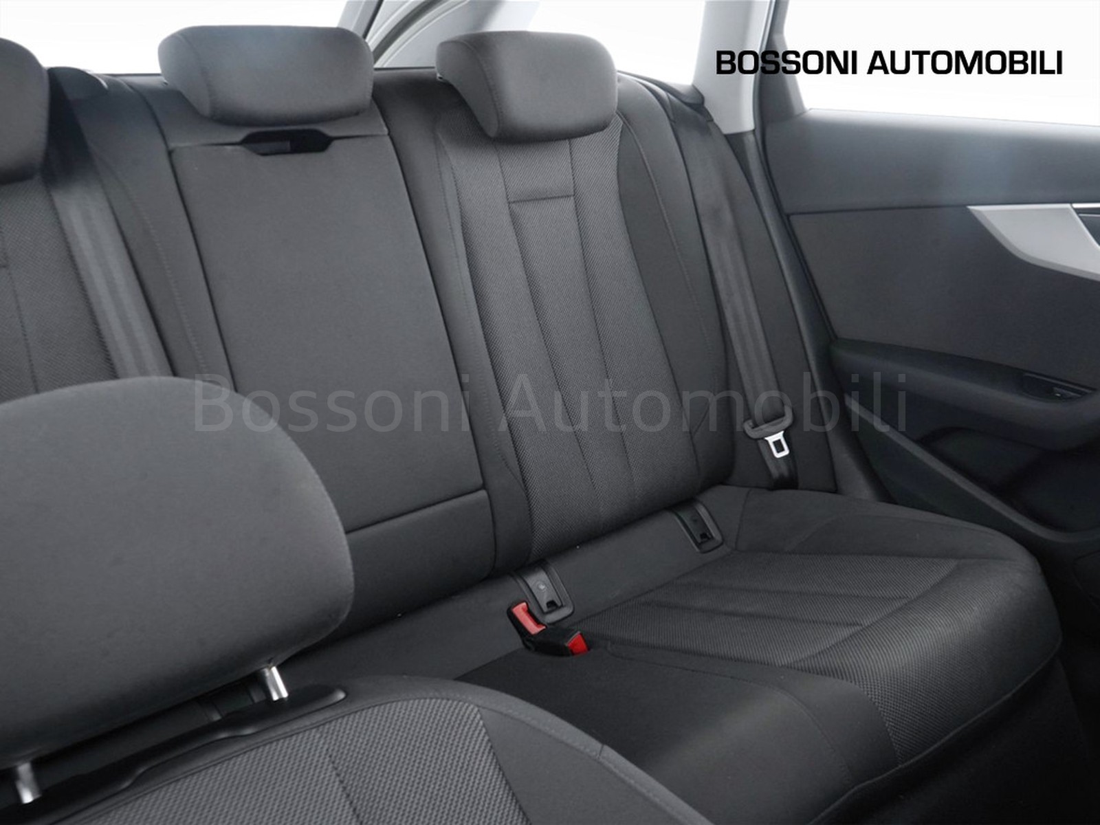 21 - Audi A4 avant 35 2.0 tdi mhev 163cv business advanced s tronic