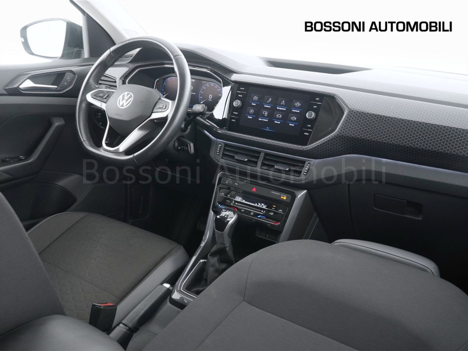 6 - Volkswagen T-Cross 1.0 tsi 110cv advanced